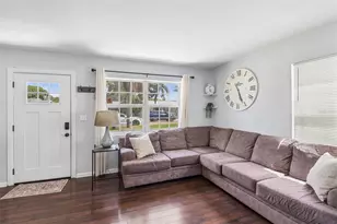 4218 6th Ave N, Saint Petersburg, FL 33713 - Photo 2