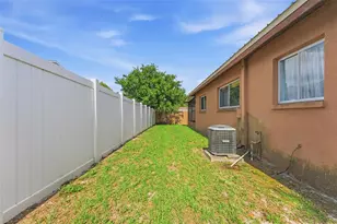 611 Tangerine Dr, Oldsmar, FL 34677 - Photo 32