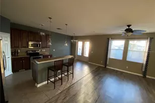 710 Parker Den Dr, Ruskin, FL 33570 - Photo 12