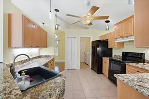 11312 Lark Sparrow Rd, Weeki Wachee, FL 34614 - Photo 18