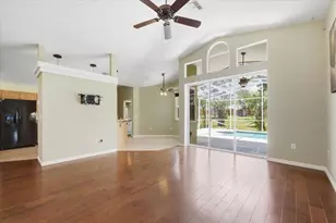 11312 Lark Sparrow Rd, Weeki Wachee, FL 34614 - Photo 10
