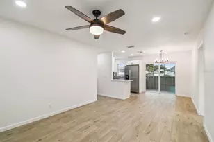 6408 Yosemite Dr, Tampa, FL 33634 - Photo 2