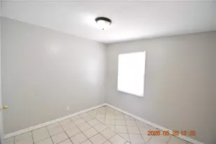 4011 W Marietta St, Tampa, FL 33616 - Photo 30