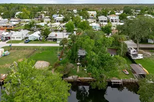 5323 Circle Dr, Weeki Wachee, FL 34607 - Photo 8
