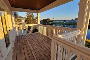 184 Pompano Dr SE, Saint Petersburg, FL 33705 - Photo 8