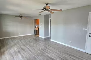184 Pompano Dr SE, Saint Petersburg, FL 33705 - Photo 2