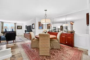 1065 Eden Isle Blvd NE, Saint Petersburg, FL 33704 - Photo 16