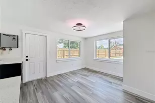 2335 Murilla Way S, Saint Petersburg, FL 33712 - Photo 26