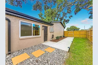 2335 Murilla Way S, Saint Petersburg, FL 33712 - Photo 28