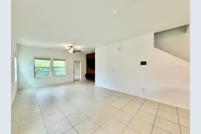 4429 Tuscan Loon Drive, Tampa, FL 33619 - Photo 8