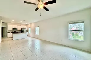 4429 Tuscan Loon Dr, Tampa, FL 33619 - Photo 6