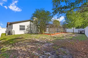 1358 Foxboro Dr, Brandon, FL 33511 - Photo 38