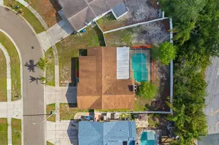 1358 Foxboro Dr, Brandon, FL 33511 - Photo 44