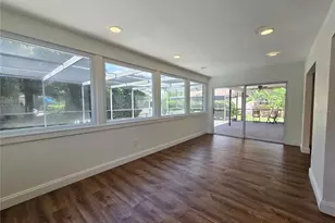300 Cypress Creek Cir, Oldsmar, FL 34677 - Photo 10