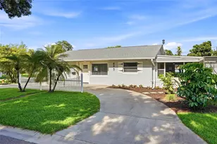 695 41st St N, Saint Petersburg, FL 33713 - Photo 6