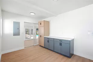 695 41st St N, Saint Petersburg, FL 33713 - Photo 14