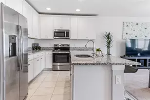 12103 Gothic Rd, Spring Hill, FL 34610 - Photo 6