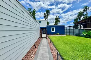 18200 Cypress Cove Ln, Lutz, FL 33549 - Photo 4