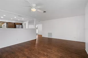2037 67th Ave S, Saint Petersburg, FL 33712 - Photo 8