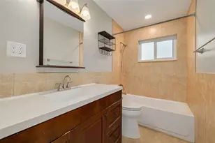 5621 16th Ave N, Saint Petersburg, FL 33710 - Photo 12