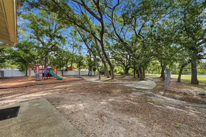 2886 Whitney Road, Clearwater, FL 33760 - Photo 40
