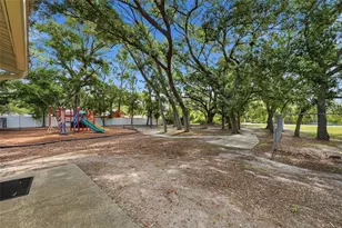 2886 Whitney Rd, Clearwater, FL 33760 - Photo 40