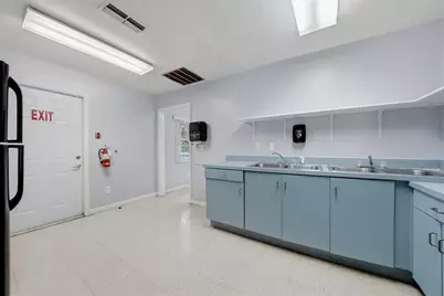 2886 Whitney Road, Clearwater, FL 33760 - Photo 12