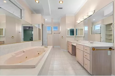 921 Point Seaside Drive, Crystal Beach, FL 34681 - Photo 18
