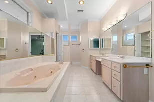 921 Point Seaside Dr, Crystal Beach, FL 34681 - Photo 18