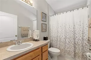 3911 Langdrum Dr, Wesley Chapel, FL 33543 - Photo 40