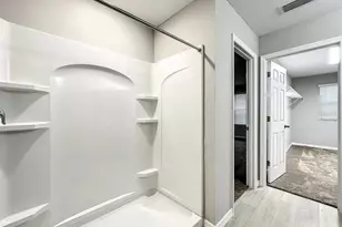 7540 Freesia Trce, Wesley Chapel, FL 33545 - Photo 8