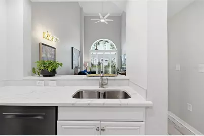 700 S Harbour Island Boulevard #147, Tampa, FL 33602 - Photo 12