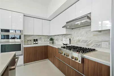 400 Central Avenue #1901, Saint Petersburg, FL 33701 - Photo 14