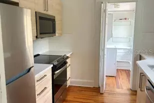 1416 Locust St NE, Saint Petersburg, FL 33704 - Photo 4