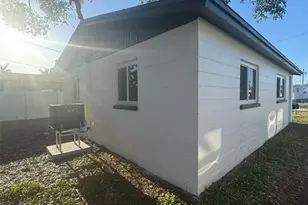 342 51st Ave N, Saint Petersburg, FL 33703 - Photo 18