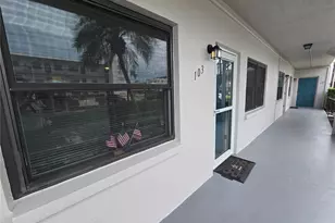 5967 Terrace Park Dr N, Saint Petersburg, FL 33709 - Photo 4