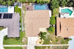 11775 112th Ave, Seminole, FL 33778 - Photo 4