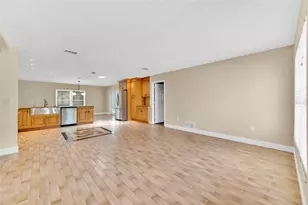 11775 112th Ave, Seminole, FL 33778 - Photo 12