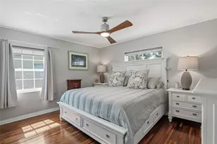 3801 Locust St NE, Saint Petersburg, FL 33703 - Photo 4