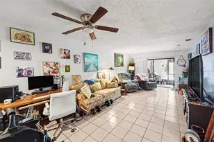 2048 Sunset Grove Ln, Clearwater, FL 33765 - Photo 4