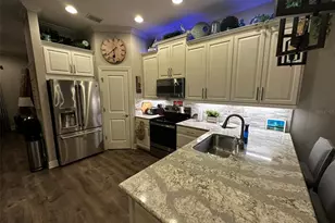 6072 Moorings Dr S, Saint Petersburg, FL 33712 - Photo 8