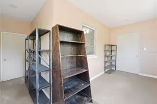 6121 Whiteway Dr, Tampa, FL 33617 - Photo 22