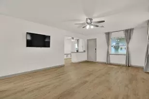 1978 Dix St, Largo, FL 33774 - Photo 20