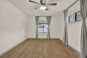 1978 Dix St, Largo, FL 33774 - Photo 16