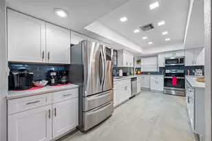 2153 Karan Way, Clearwater, FL 33763 - Photo 14