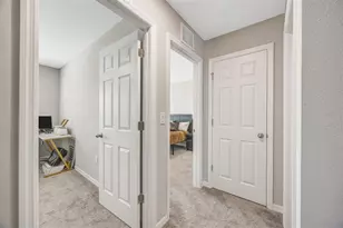 7571 Freesia Trce, Wesley Chapel, FL 33545 - Photo 32