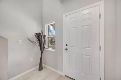 7571 Freesia Trace, Wesley Chapel, FL 33545 - Photo 2