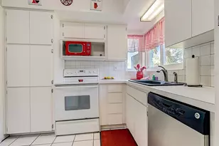 13589 Croft Dr S, Largo, FL 33774 - Photo 14