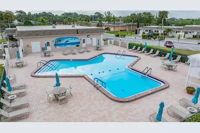 93 Boca Ciega Point Boulevard N #93, Saint Petersburg, FL 33708 - Photo 4
