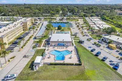93 Boca Ciega Point Boulevard N #93, Saint Petersburg, FL 33708 - Photo 6